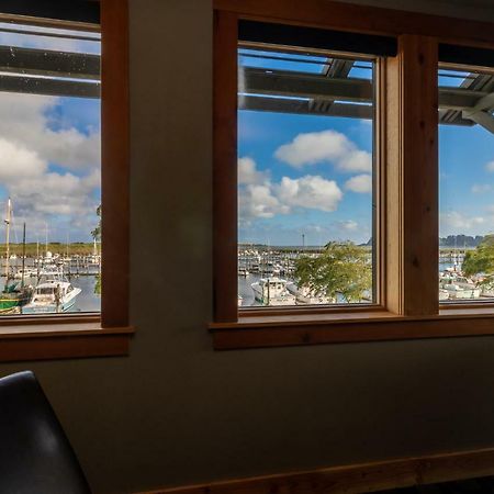 At The Helm Hotel Ilwaco Zewnętrze zdjęcie